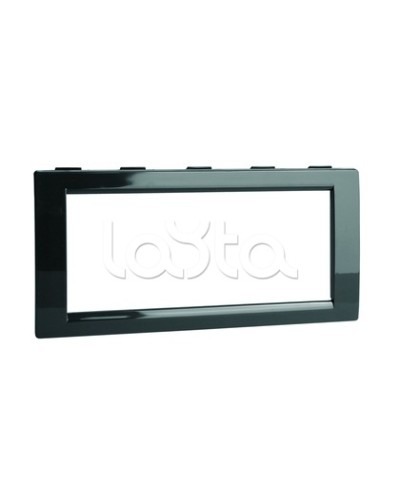 Рамка универсальная на 4 модуля, цвет чёрный DKC F00013B в Ногинске Аксессуары для стоек и шкафов Pintop.ru