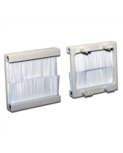 Вставка с белым щеточным вводом, 45х45 LANMASTER (LAN-SIP-23BR-WH) в Ногинске Коннекторы ВО Pintop.ru